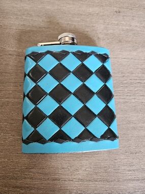 Blue Teal & Black Checkered Flask With A Tooled & Hand Painted Leather Wrap-NWOT